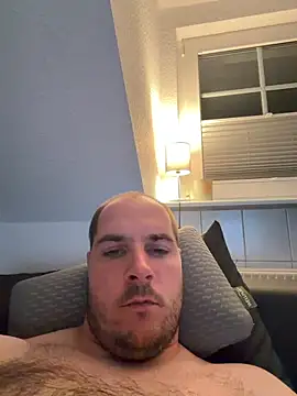 Snapshot of GeilerFinn95 chatting on June 2026 11:20:02 PM GeilerFinn95 online show from June 2026 11:20:02 PM