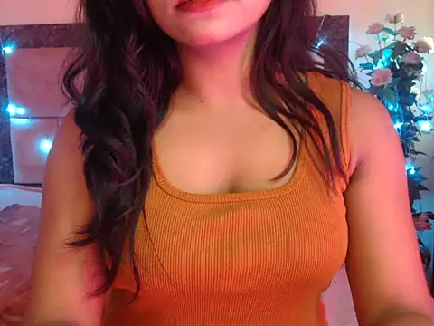 Snapshot of Lola_Bebe chatting on April 2026 04:46:01 AM Lola Bebe online show from April 2026 04:46:01 AM