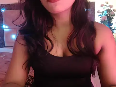 Snapshot of Lola_Bebe chatting on April 2026 06:19:01 AM Lola Bebe online show from April 2026 06:19:01 AM