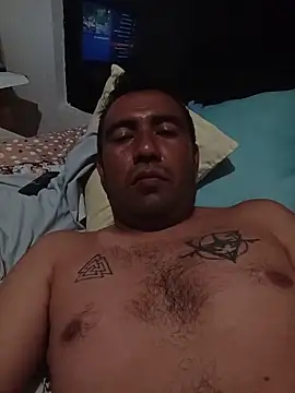 Juliocs330 online show from June 2026 06:16:02 AM