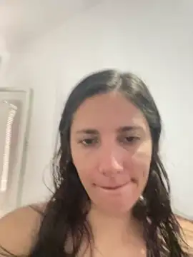 Snapshot of Marestrella-25 chatting on April 2026 01:27:02 PM Marestrella-25 online show from April 2026 01:27:02 PM