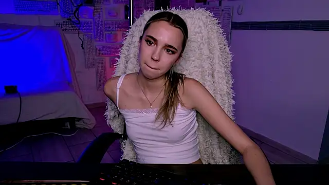 KimPorins online show from February 2026 04:37:02 PM