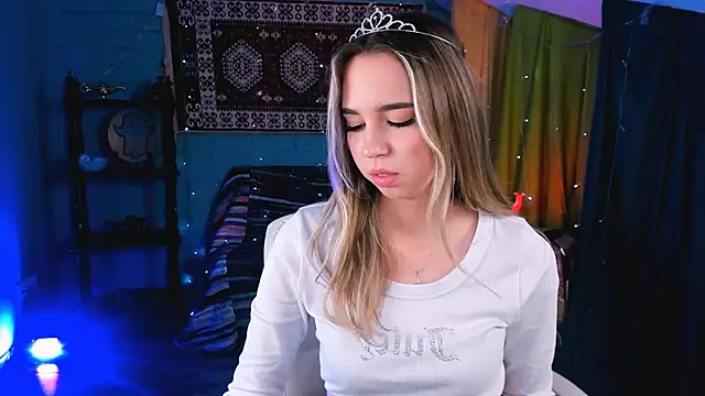KimPorins online show from April 2026 02:21:01 PM