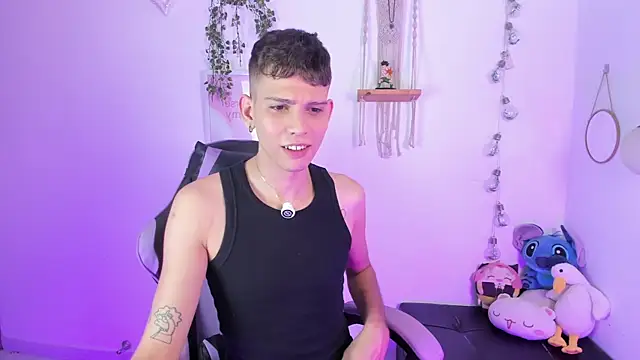 Snapshot of Jasson___ chatting on May 2026 09:22:02 PM Jasson online show from May 2026 09:22:02 PM