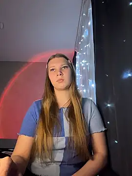 Snapshot of nelli_lux_ chatting on December 2025 08:35:01 PM nelli lux online show from December 2025 08:35:01 PM