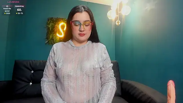 Snapshot of ZiaCooper_ chatting on December 2025 12:10:01 PM ZiaCooper online show from December 2025 12:10:01 PM