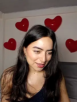 saasha Petit online show from February 2026 10:33:01 AM