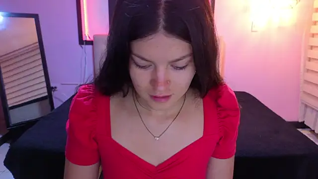 Sara valderrama  online show from February 2026 01:30:02 PM