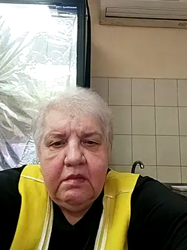 HapinessLovee online show from December 2025 12:55:01 PM