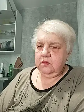 HapinessLovee online show from April 2026 03:42:01 PM