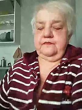 HapinessLovee online show from April 2026 07:58:01 AM