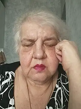 HapinessLovee online show from June 2026 04:17:02 PM