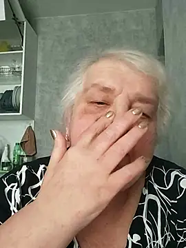 HapinessLovee online show from June 2026 11:03:01 AM