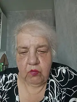 HapinessLovee online show from June 2026 01:32:01 PM