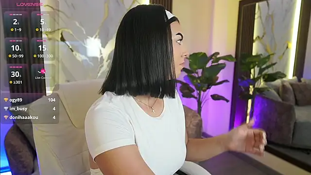 LiaWheeler online show from December 2025 07:08:02 PM