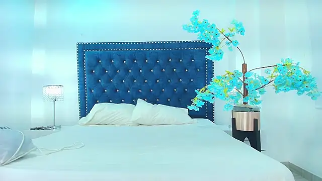 Velora nigth online show from March 2026 12:00:02 PM