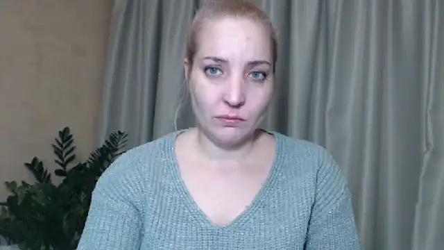 Snapshot of sweetpussy chatting on January 2025 04:20:01 PM sweetpussy online show from January 2025 04:20:01 PM