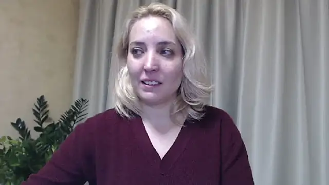 Snapshot of sweetpussy chatting on January 2025 09:02:01 PM sweetpussy online show from January 2025 09:02:01 PM