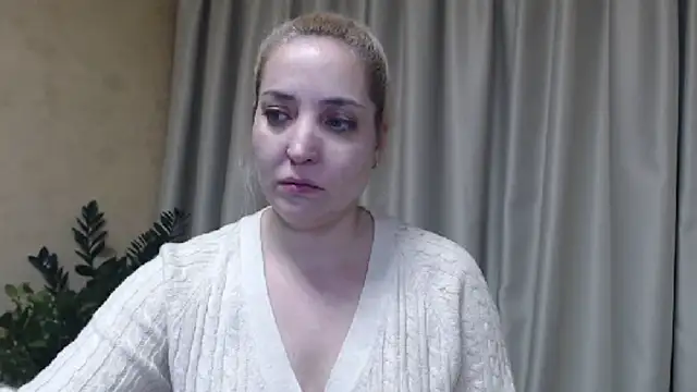 Snapshot of sweetpussy chatting on February 2025 03:26:01 PM sweetpussy online show from February 2025 03:26:01 PM