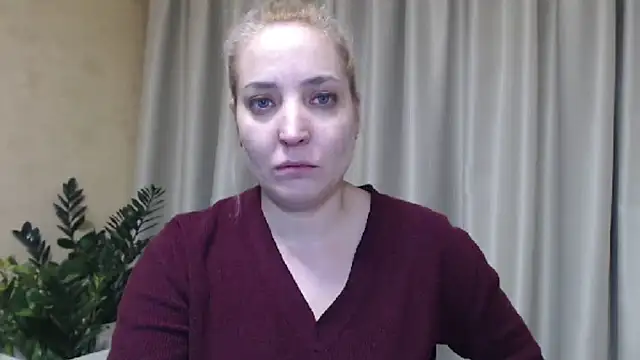 Snapshot of sweetpussy chatting on February 2025 05:51:01 PM sweetpussy online show from February 2025 05:51:01 PM