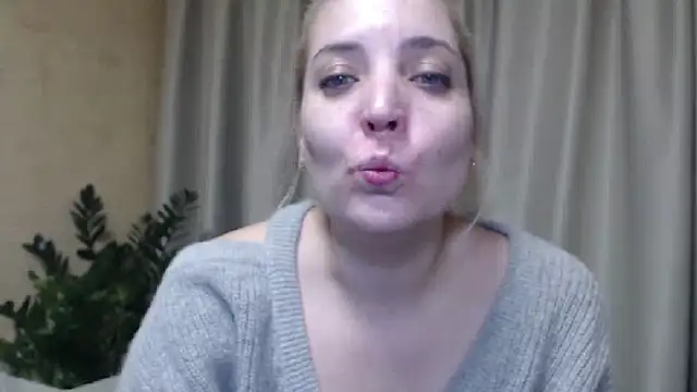 Snapshot of sweetpussy chatting on February 2025 04:32:01 PM sweetpussy online show from February 2025 04:32:01 PM