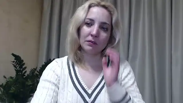 Snapshot of sweetpussy chatting on March 2025 07:45:02 PM sweetpussy online show from March 2025 07:45:02 PM