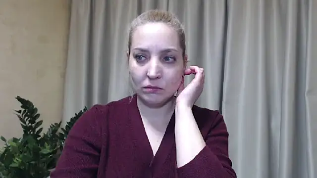 Snapshot of sweetpussy chatting on March 2025 04:30:02 PM sweetpussy online show from March 2025 04:30:02 PM