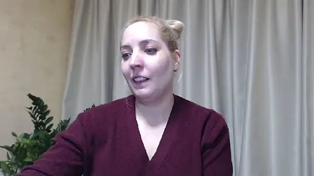 Snapshot of sweetpussy chatting on March 2025 04:18:01 PM sweetpussy online show from March 2025 04:18:01 PM