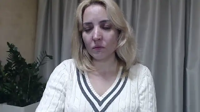 Snapshot of sweetpussy chatting on October 2025 02:06:02 PM sweetpussy online show from October 2025 02:06:02 PM