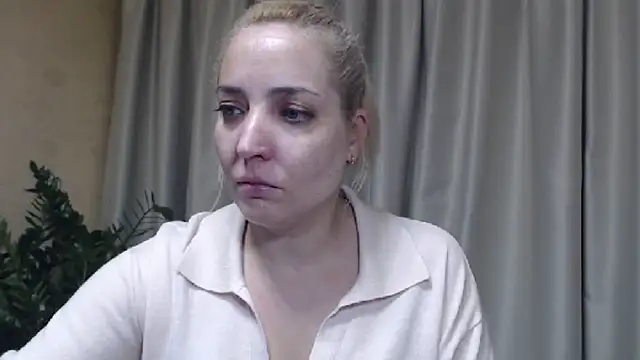 Snapshot of sweetpussy chatting on October 2025 03:58:01 PM sweetpussy online show from October 2025 03:58:01 PM