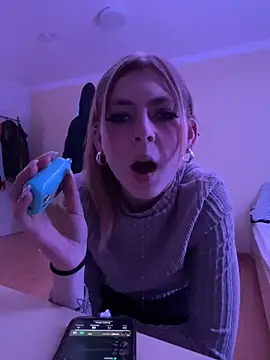 Milly-Kiss online show from February 2026 09:18:02 PM