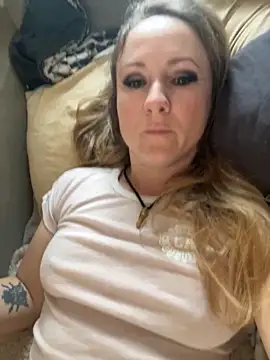 Snapshot of alluringpixie chatting on March 2026 02:57:02 PM alluringpixie online show from March 2026 02:57:02 PM