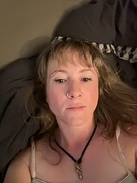 Snapshot of alluringpixie chatting on March 2026 01:50:01 PM alluringpixie online show from March 2026 01:50:01 PM