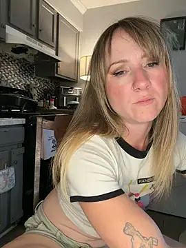 alluringpixie online show from May 2026 07:43:02 PM