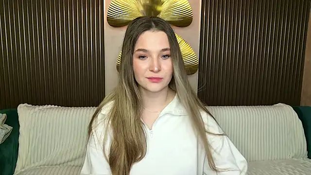 Lina Sinerz online show from May 2026 08:26:01 PM