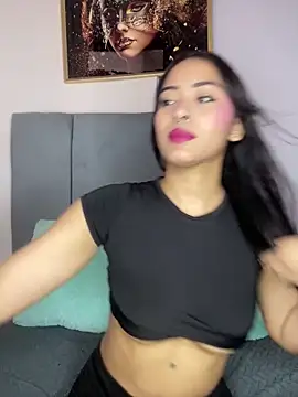 Snapshot of ravenna_em chatting on December 2025 03:50:01 PM ravenna em online show from December 2025 03:50:01 PM