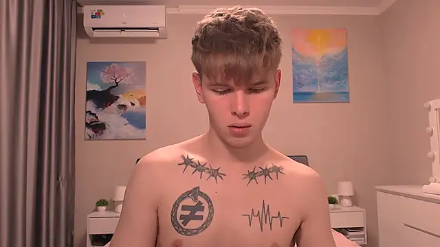 Snapshot of Fredd_Xanders chatting on December 2025 06:46:02 PM Fredd Xanders online show from December 2025 06:46:02 PM