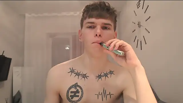 Fredd Xanders online show from April 2026 12:06:01 AM