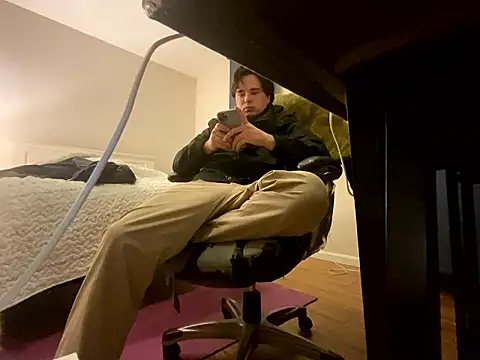 Snapshot of phantom898983 chatting on January 2026 02:06:02 AM phantom898983 online show from January 2026 02:06:02 AM