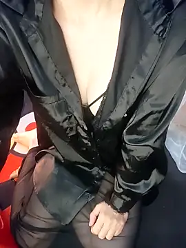 Snapshot of Alone_nothing chatting on February 2026 03:28:02 PM Alone nothing online show from February 2026 03:28:02 PM