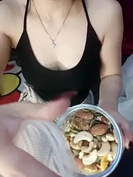 Snapshot of Alone_nothing chatting on February 2026 12:53:01 AM Alone nothing online show from February 2026 12:53:01 AM