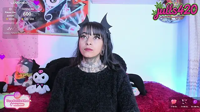 Julls420  online show from July 2026 02:20:01 AM