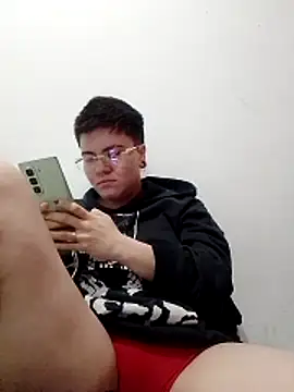 Snapshot of geminis_xxx chatting on March 2026 03:32:01 AM geminis xxx online show from March 2026 03:32:01 AM