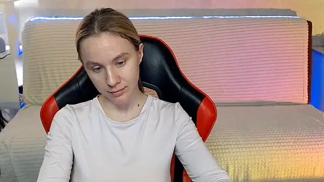 MiaBun1 online show from May 2026 07:02:02 AM