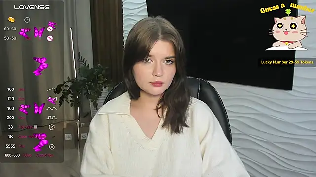 LanaTreades online show from December 2025 01:07:01 PM