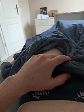 Snapshot of angei094 chatting on December 2025 08:52:02 AM angei094 online show from December 2025 08:52:02 AM