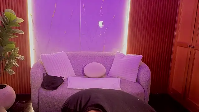 Snapshot of penelopeevg chatting on December 2025 07:29:02 PM penelopeevg online show from December 2025 07:29:02 PM