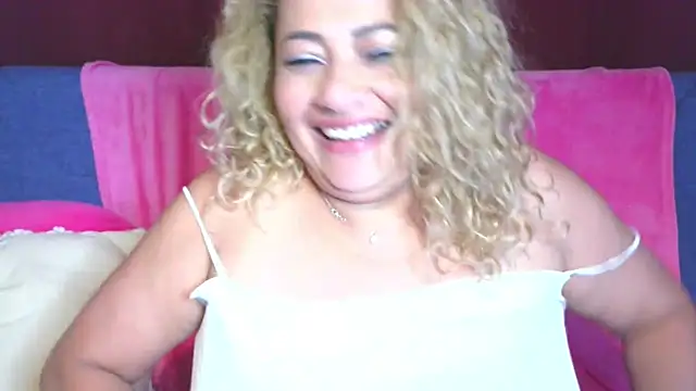 mariajosebarrazaa online show from April 2026 08:18:01 PM