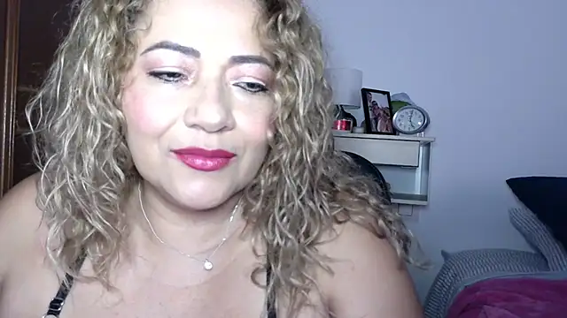 mariajosebarrazaa online show from June 2026 03:54:01 PM