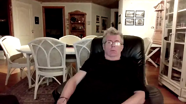 Mortimer Orawan online show from February 2026 05:51:01 PM